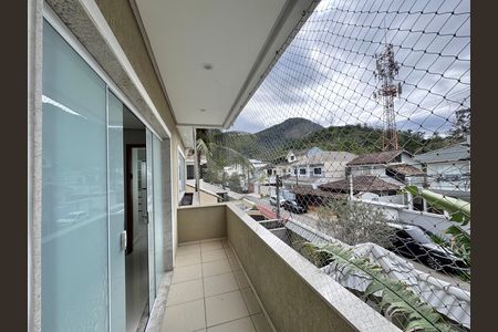 Casa de condomínio para alugar com 387m², 4 quartos e 2 vagas Casa de condomínio para alugar com 387m², 4 quartos e 2 vagasSuíte 1 Master - Varanda