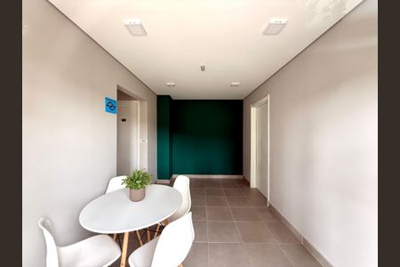 Apartamento para alugar com 33m², 2 quartos e sem vagaArea Comum - Salão de Festas