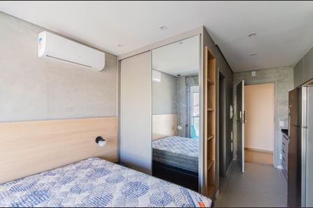 Studio para alugar com 30m², 1 quarto e sem vaga Studio para alugar com 30m², 1 quarto e sem vagaStudio