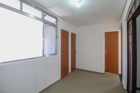 Casa à venda com 504m², 12 quartos e 3 vagasSala