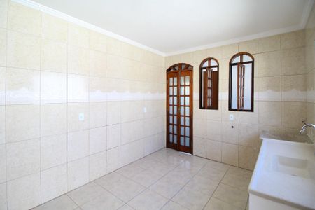Casa à venda com 504m², 12 quartos e 3 vagasCozinha e Área de Serviço
