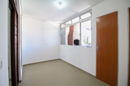 Sala de casa à venda com 12 quartos, 504m² em Conceição, Diadema