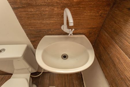 Apartamento à venda com 504m², 12 quartos e 3 vagasCasa 3 - Banheiro Social