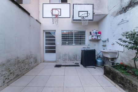 Casa à venda com 156m², 3 quartos e 2 vagasLavanderia