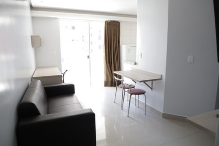 Apartamento para alugar com 60m², 1 quarto e 1 vagaSala
