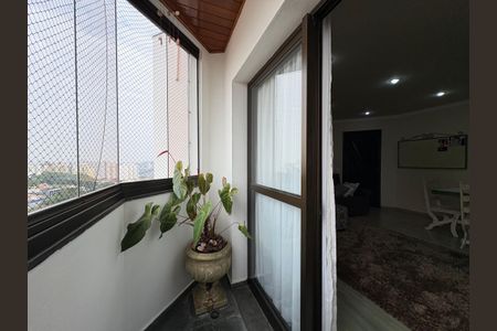 Apartamento à venda com 105m², 3 quartos e 2 vagasSacada