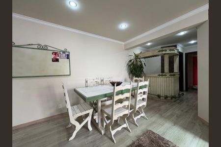 Apartamento à venda com 105m², 3 quartos e 2 vagasSala