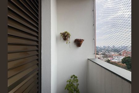 Apartamento à venda com 105m², 3 quartos e 2 vagasSacada da suíte