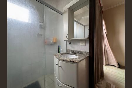 Apartamento à venda com 105m², 3 quartos e 2 vagasBanheiro da Suíte
