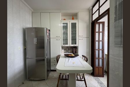 Apartamento à venda com 105m², 3 quartos e 2 vagasCozinha