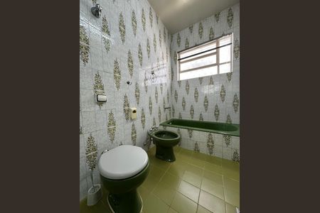 Casa à venda com 348m², 5 quartos e 6 vagas