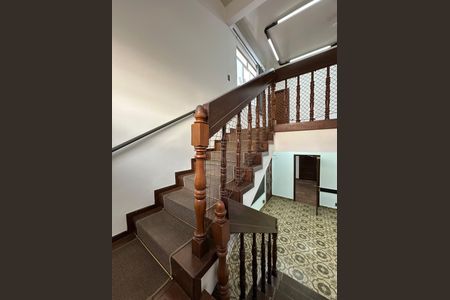 Casa à venda com 348m², 5 quartos e 6 vagas