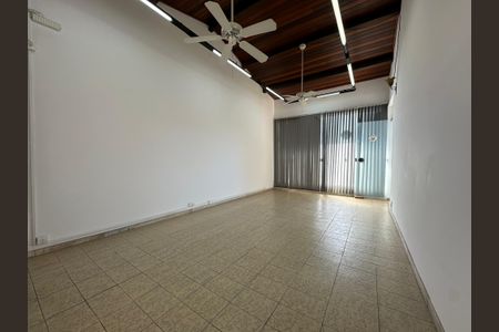 Casa à venda com 348m², 5 quartos e 6 vagas
