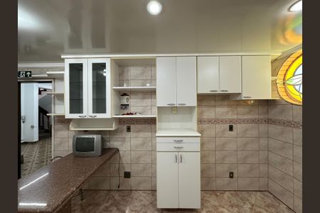 Casa à venda com 348m², 5 quartos e 6 vagas