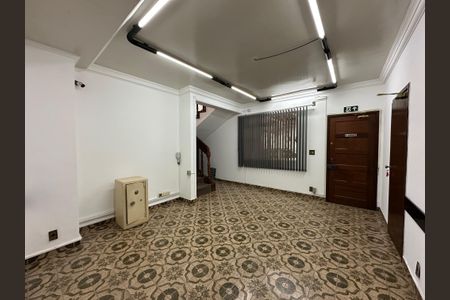 Casa à venda com 348m², 5 quartos e 6 vagas