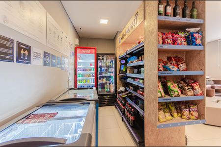 Apartamento à venda com 34m², 2 quartos e sem vaga Apartamento à venda com 34m², 2 quartos e sem vagaÁrea comum - Mercado