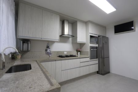 Casa à venda com 240m², 3 quartos e 2 vagasCozinha