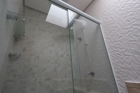 Casa à venda com 240m², 3 quartos e 2 vagasBanheiro da Suíte 3