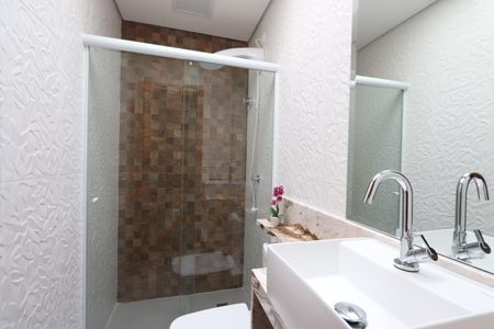 Casa à venda com 240m², 3 quartos e 2 vagasBanheiro da Suíte 2