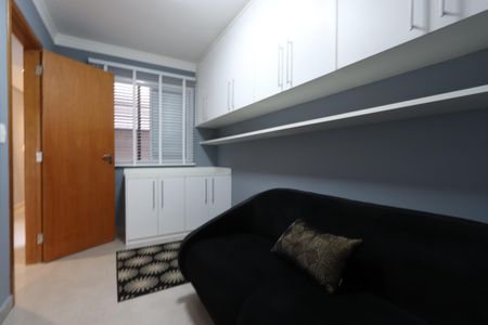 Casa à venda com 240m², 3 quartos e 2 vagasSuíte 3