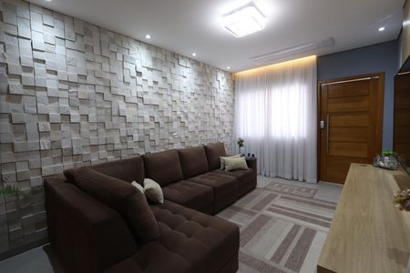 Sala de casa à venda com 3 quartos, 240m² em Vila Lucia, São Paulo