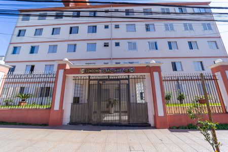 Apartamento para alugar com 53m², 2 quartos e 1 vaga Apartamento para alugar com 53m², 2 quartos e 1 vagaFachada