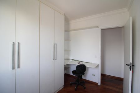 Apartamento para alugar com 60m², 3 quartos e sem vagaQuarto 2