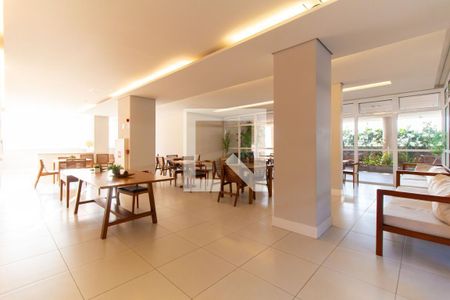 Apartamento à venda com 67m², 2 quartos e 1 vagaCondomínio - Salão de Festas 