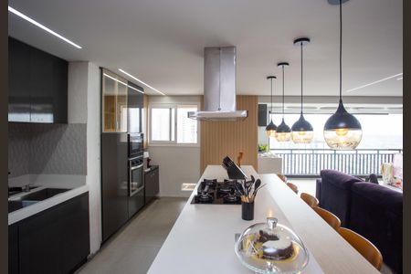 Apartamento à venda com 130m², 4 quartos e 3 vagasCozinha