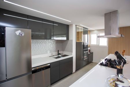 Apartamento à venda com 130m², 4 quartos e 3 vagasCozinha