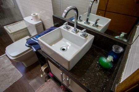 Apartamento à venda com 180m², 3 quartos e 2 vagasBanheiro social 1