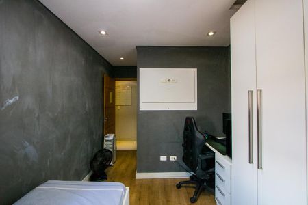 Apartamento à venda com 180m², 3 quartos e 2 vagasQuarto 2