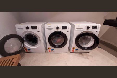 Apartamento à venda com 61m², 2 quartos e 1 vagaÁrea comum