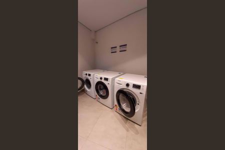 Apartamento à venda com 61m², 2 quartos e 1 vagaÁrea comum