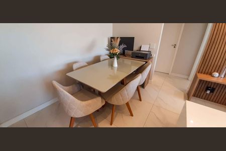 Apartamento à venda com 61m², 2 quartos e 1 vagaSala