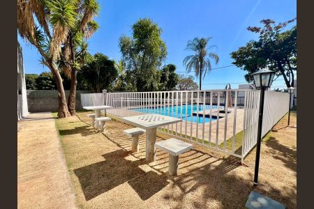 Apartamento para alugar com 41m², 2 quartos e 1 vaga Apartamento para alugar com 41m², 2 quartos e 1 vagaÁrea comum - Piscina