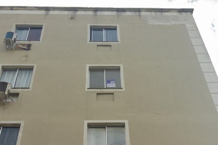 Apartamento para alugar com 45m², 2 quartos e 1 vaga Apartamento para alugar com 45m², 2 quartos e 1 vagaFachada