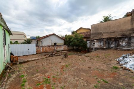 Casa à venda com 316m², 2 quartos e sem vagaAREA EXTERNA