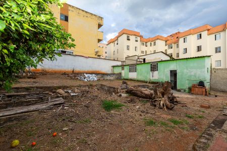 Casa à venda com 316m², 2 quartos e sem vagaAREA EXTERNA