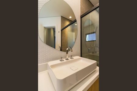 Apartamento à venda com 400m², 4 quartos e 5 vagasBanheiro do Quarto 3