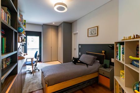 Apartamento à venda com 400m², 4 quartos e 5 vagasQuarto 2