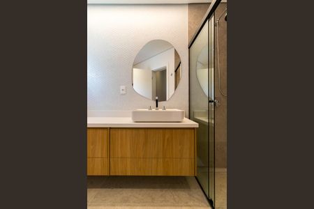 Apartamento à venda com 400m², 4 quartos e 5 vagasBanheiro do Quarto 3