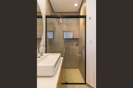 Apartamento à venda com 400m², 4 quartos e 5 vagasBanheiro do Quarto 3