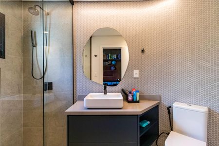 Apartamento à venda com 400m², 4 quartos e 5 vagasBanheiro do Quarto 2