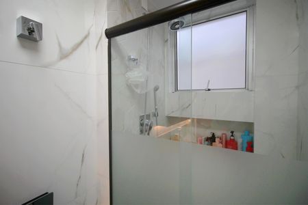 Apartamento à venda com 120m², 4 quartos e 2 vagasBanheiro