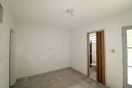 Casa à venda com 70m², 1 quarto e sem vagaQuarto