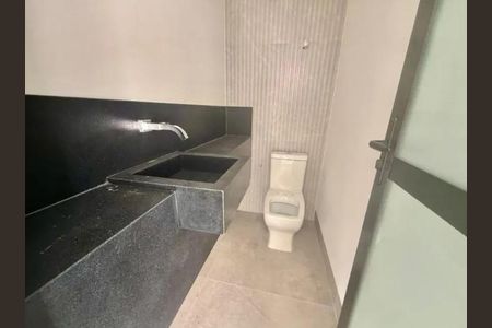 Casa à venda com 180m², 4 quartos e 5 vagas