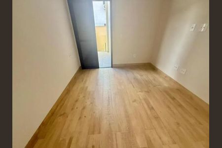 Casa à venda com 180m², 4 quartos e 5 vagas