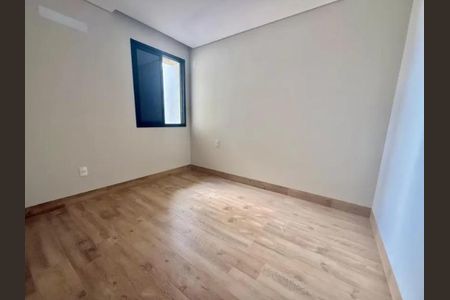 Casa à venda com 180m², 4 quartos e 5 vagas