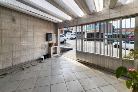 Casa à venda com 104m², 2 quartos e 2 vagas Casa à venda com 104m², 2 quartos e 2 vagasGaragem